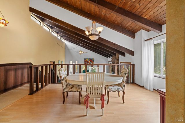 509 Rainsville Rd, Petaluma, CA 94952