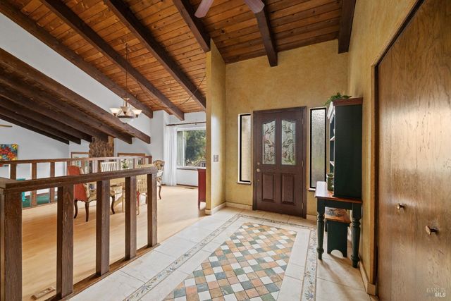 509 Rainsville Rd, Petaluma, CA 94952