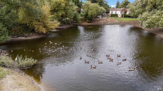 509 Rainsville Rd, Petaluma, CA 94952