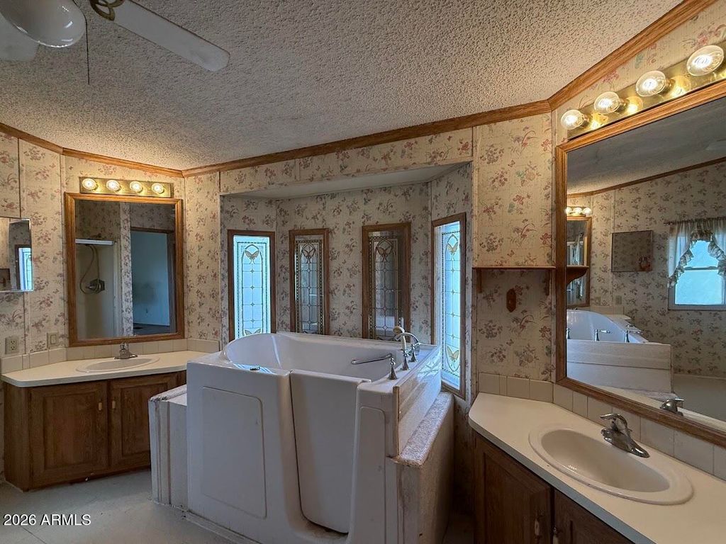 637 S ARNOLD Way, Coolidge, AZ 85128 — photo 5