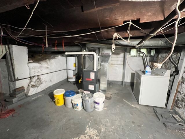 220 Lion Ln, Bridgewater, PA 15009