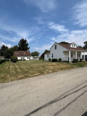 220 Lion Ln, Bridgewater, PA 15009