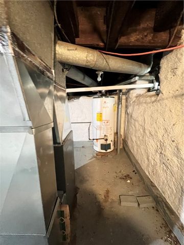 220 Lion Ln, Bridgewater, PA 15009