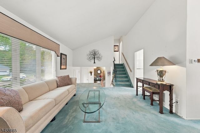 12 Cedar Grove Pl, Old Bridge Twp., NJ 08857