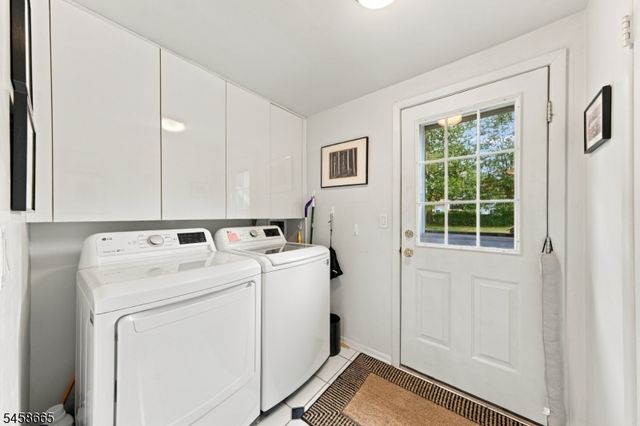 12 Cedar Grove Pl, Old Bridge Twp., NJ 08857