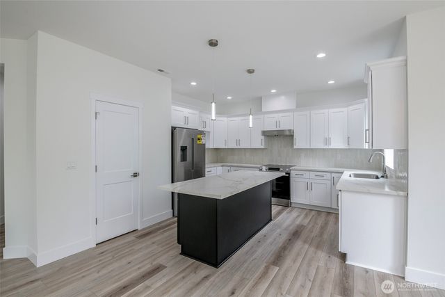 13023 51st Avenue E, Tacoma, WA 98446