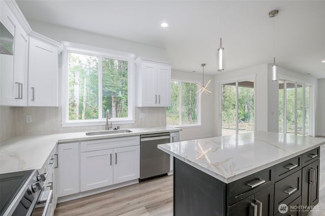 13023 51st Avenue E, Tacoma, WA 98446