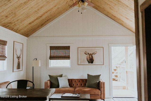 896 Wilderness Rd, Mammoth Cave, KY 42259