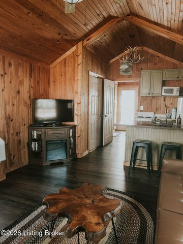 896 Wilderness Rd, Mammoth Cave, KY 42259