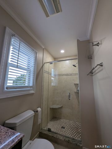 19 1st Street 2nd fl Front, Norwalk, CT 06855