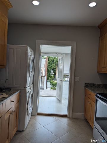 19 1st Street 2nd fl Front, Norwalk, CT 06855
