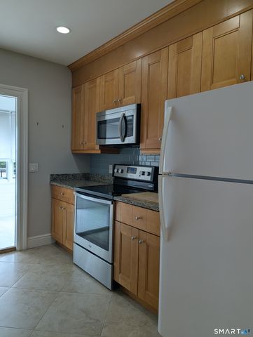 19 1st Street 2nd fl Front, Norwalk, CT 06855