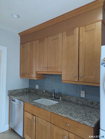 19 1st Street 2nd fl Front, Norwalk, CT 06855