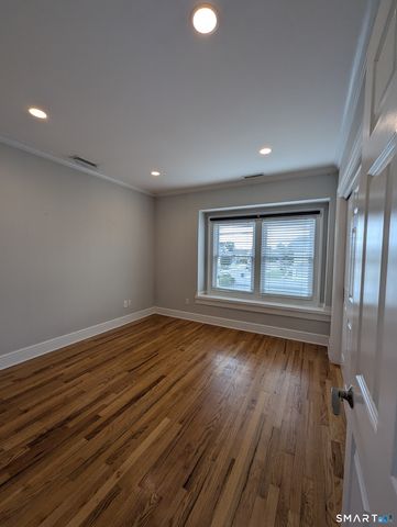19 1st Street 2nd fl Front, Norwalk, CT 06855
