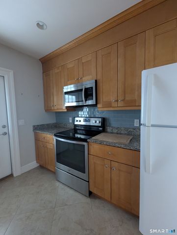 19 1st Street 2nd fl Front, Norwalk, CT 06855