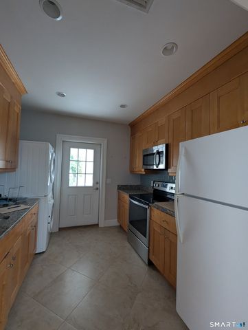 19 1st Street 2nd fl Front, Norwalk, CT 06855