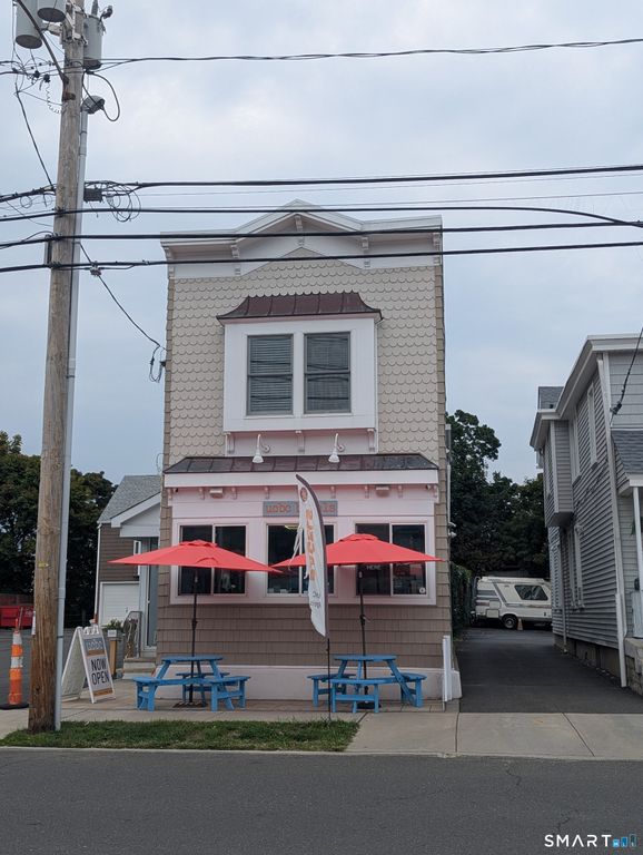 19 1st Street 2nd fl Front, Norwalk, CT 06855