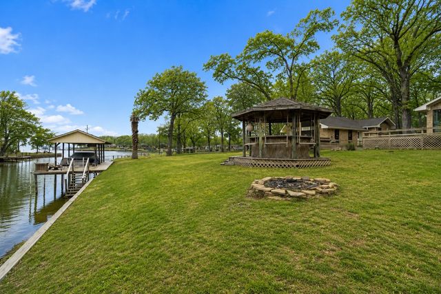 170 Armada Loop, Payne Springs, TX 75156