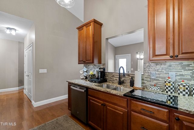 132 Southridge Drive 1, Greeneville, TN 37743