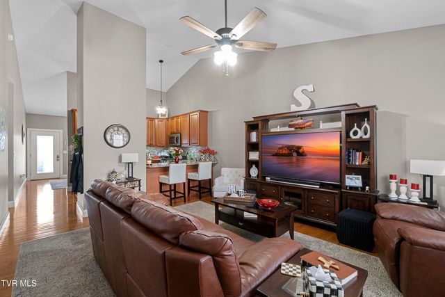 132 Southridge Drive 1, Greeneville, TN 37743