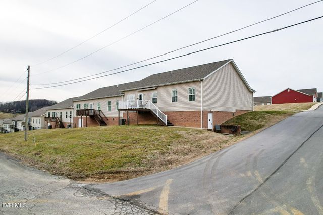 132 Southridge Drive 1, Greeneville, TN 37743