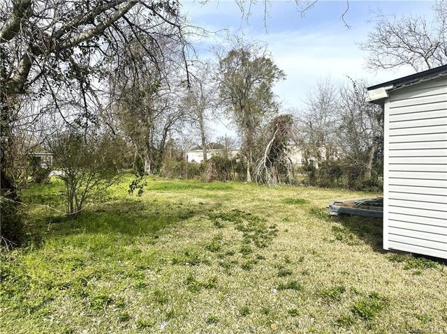 811 N Goos Blvd Boulevard, Lake Charles, LA 70601