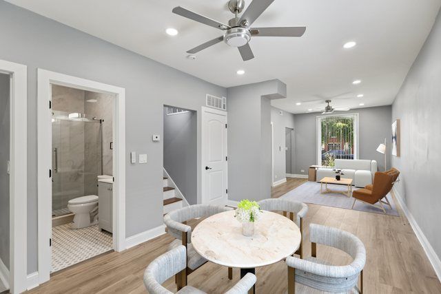 432 N Lawndale Avenue, Chicago, IL 60624