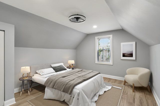 432 N Lawndale Avenue, Chicago, IL 60624