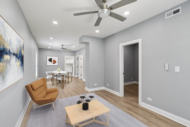 432 N Lawndale Avenue, Chicago, IL 60624