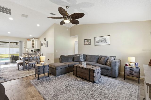 78 BREEZE HILL LANE, Palm Coast, FL 32137