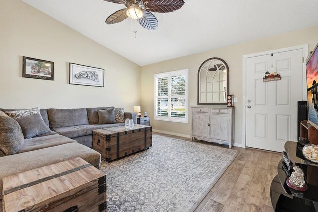 78 BREEZE HILL LANE, Palm Coast, FL 32137