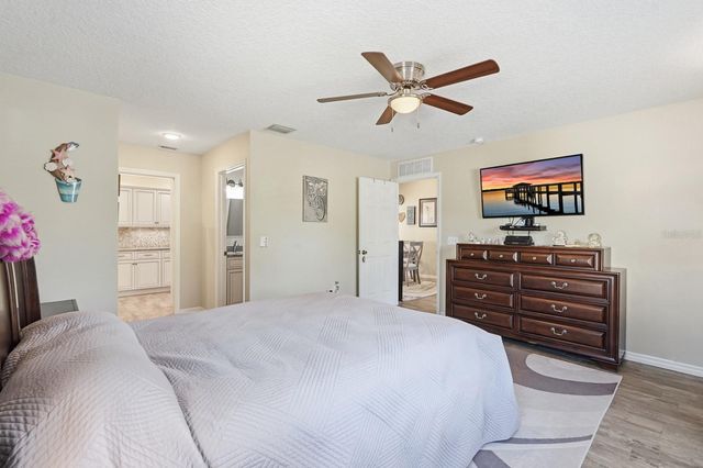 78 BREEZE HILL LANE, Palm Coast, FL 32137