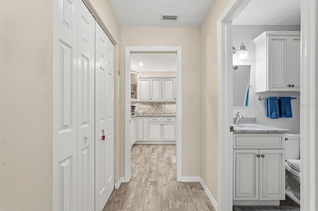 78 BREEZE HILL LANE, Palm Coast, FL 32137