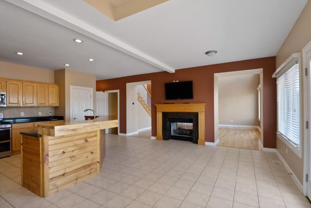 8910 Doubletree Drive S, Crown Point, IN 46307