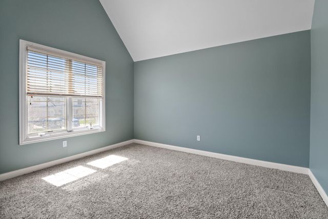 8910 Doubletree Drive S, Crown Point, IN 46307