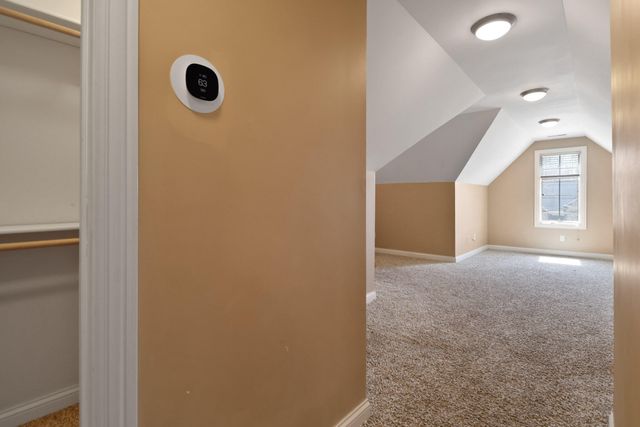 8910 Doubletree Drive S, Crown Point, IN 46307
