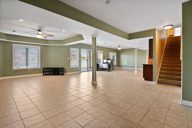 8910 Doubletree Drive S, Crown Point, IN 46307