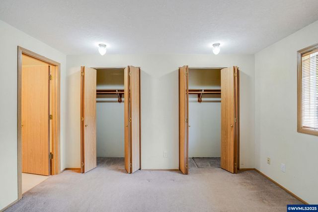 2435 Connemara Ct SE, Salem, OR 97317