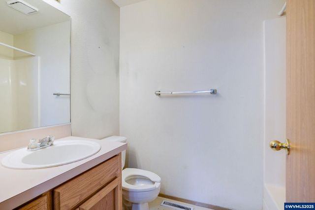 2435 Connemara Ct SE, Salem, OR 97317
