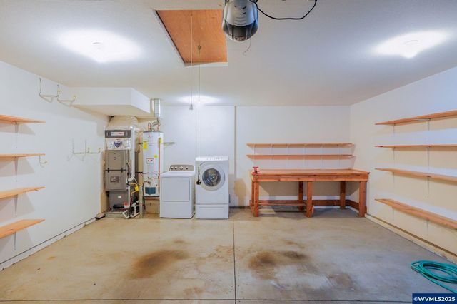 2435 Connemara Ct SE, Salem, OR 97317