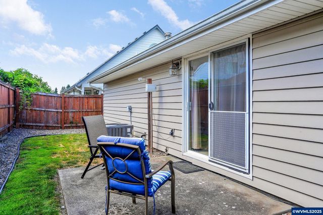 2435 Connemara Ct SE, Salem, OR 97317