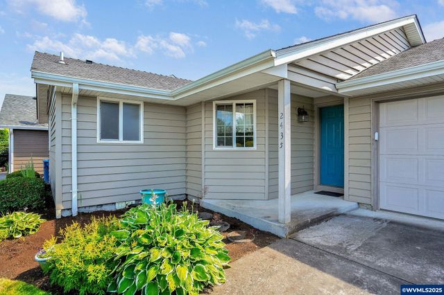 2435 Connemara Ct SE, Salem, OR 97317