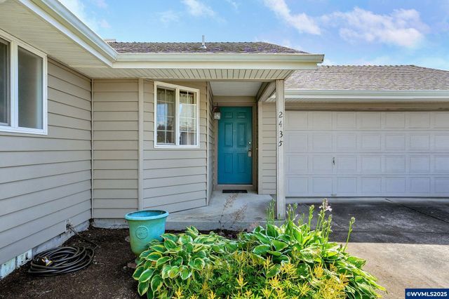 2435 Connemara Ct SE, Salem, OR 97317