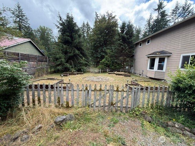 11315 384th Street E, Eatonville, WA 98328