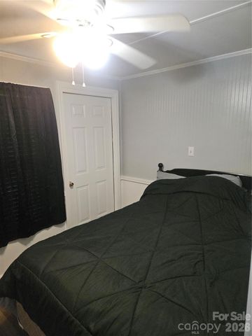 157 Dogwood Circle, New London, NC 28127