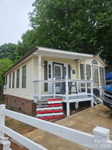 157 Dogwood Circle, New London, NC 28127