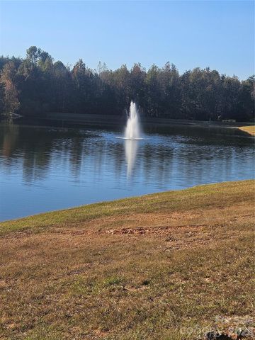 157 Dogwood Circle, New London, NC 28127
