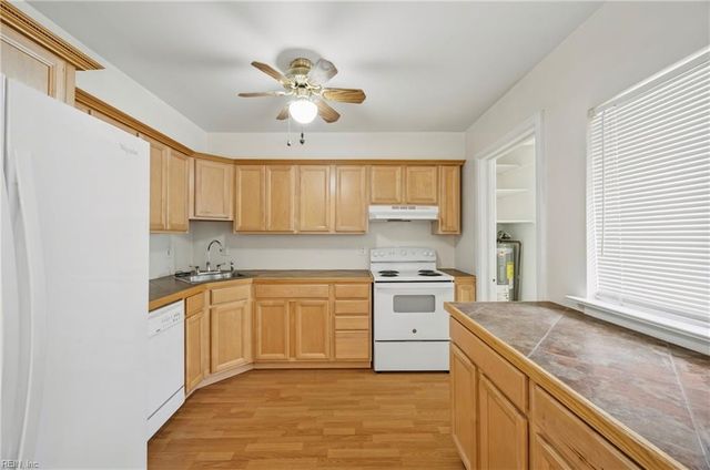 3221 Madden TER, Portsmouth, VA 23703