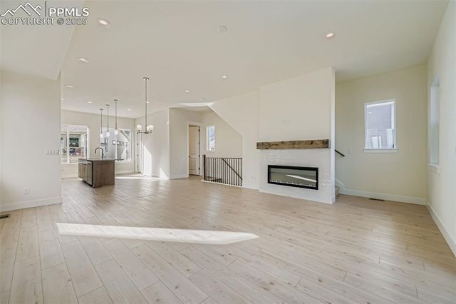 1727 Keystone Crest Lane, Colorado Springs, CO 80905