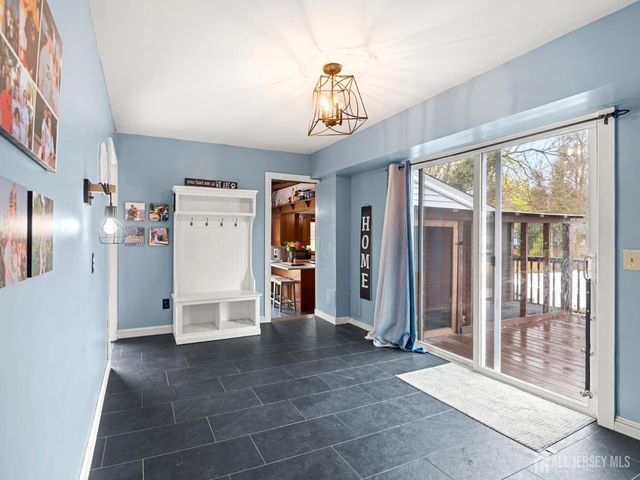 343 Woodside Avenue, Hamilton, NJ 08610